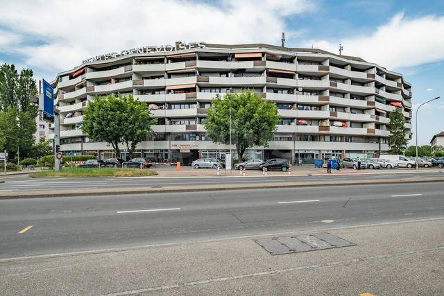 PrivaliaPlace de parking extérieure (deux roues) située au Grand-Lancy