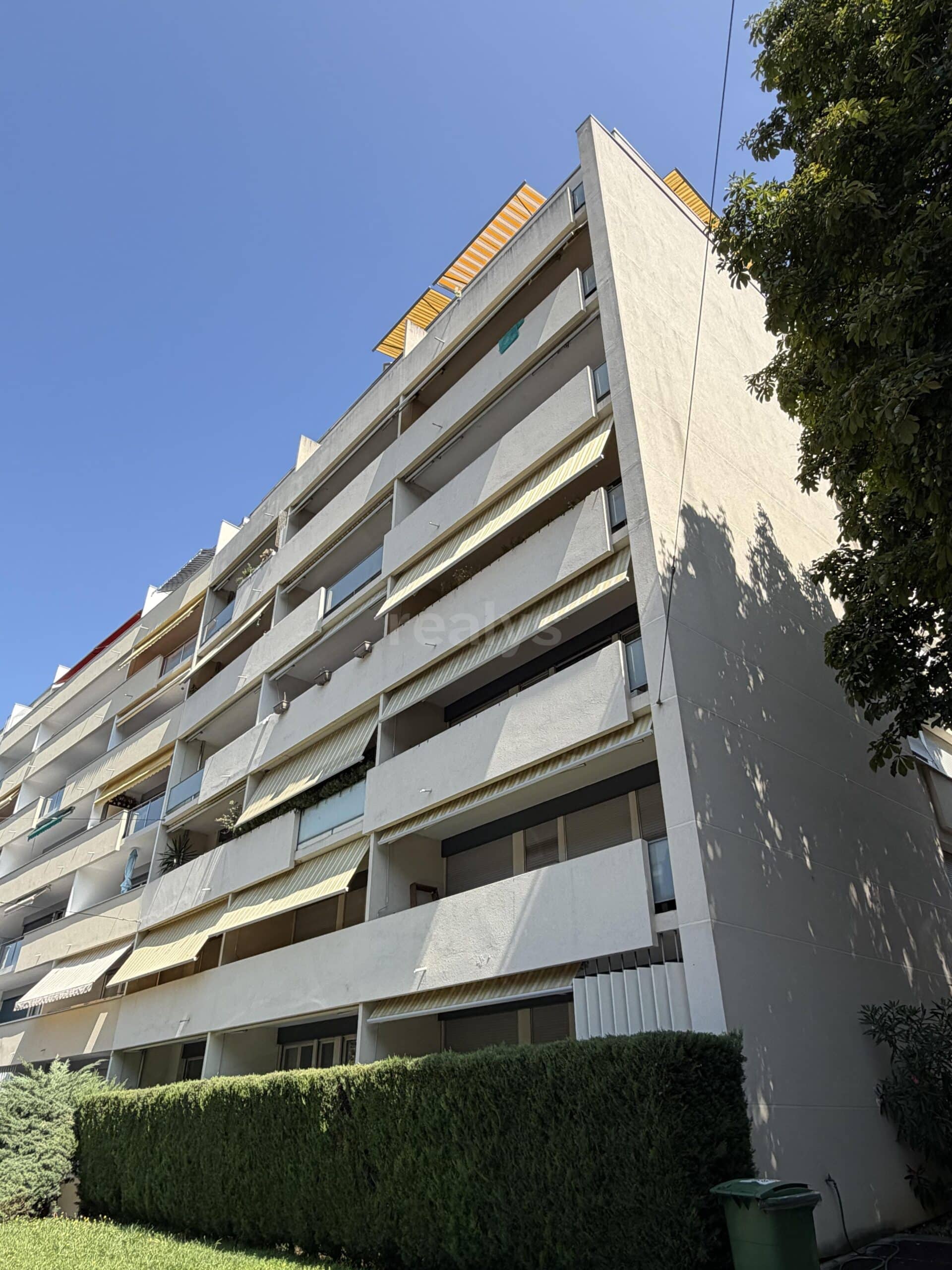PrivaliaAppartement de 2 pièces au 6ème étage situé à Champel