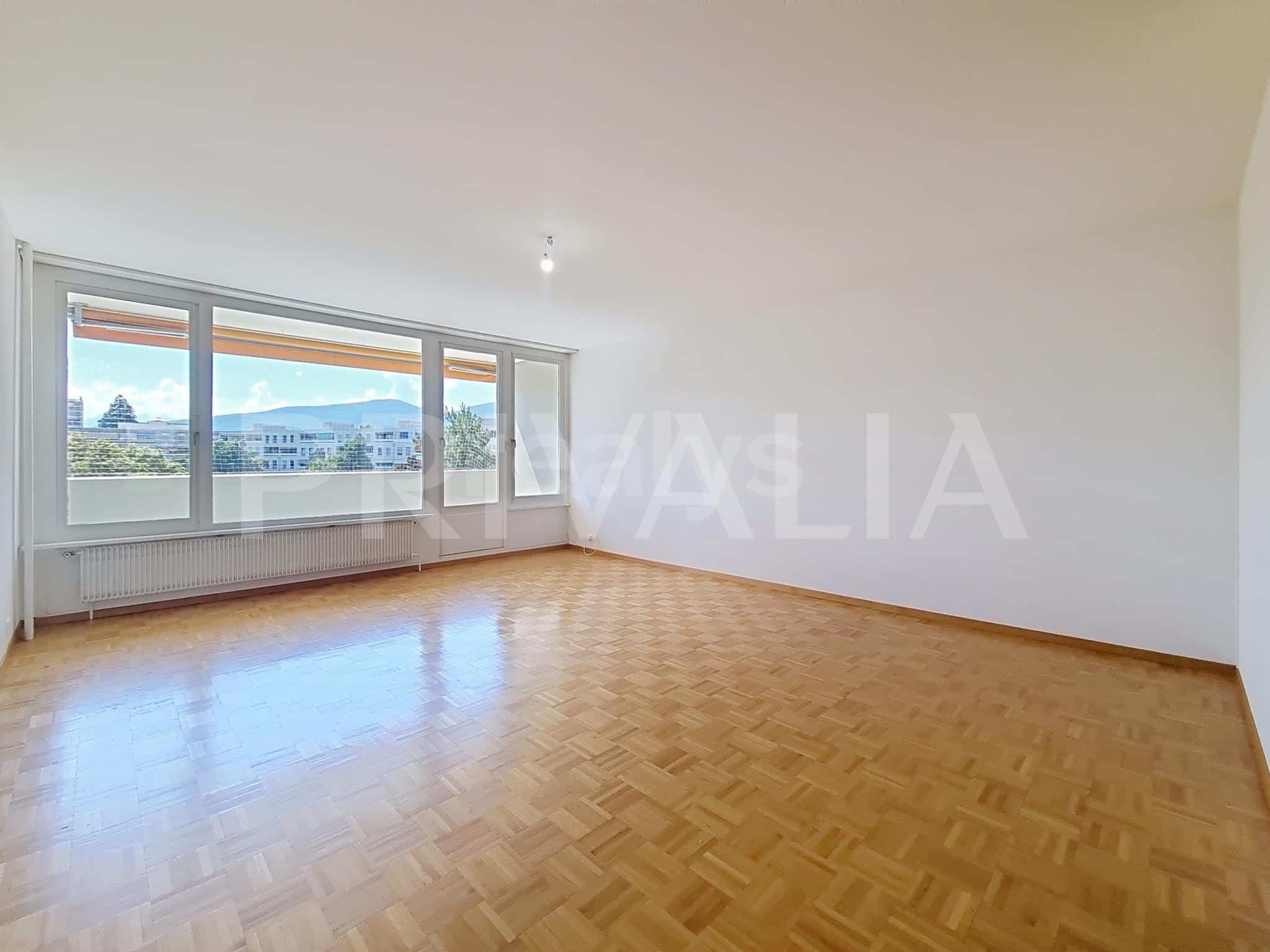 PrivaliaBel appartement traversant au coeur du quartier de la Gradelle
