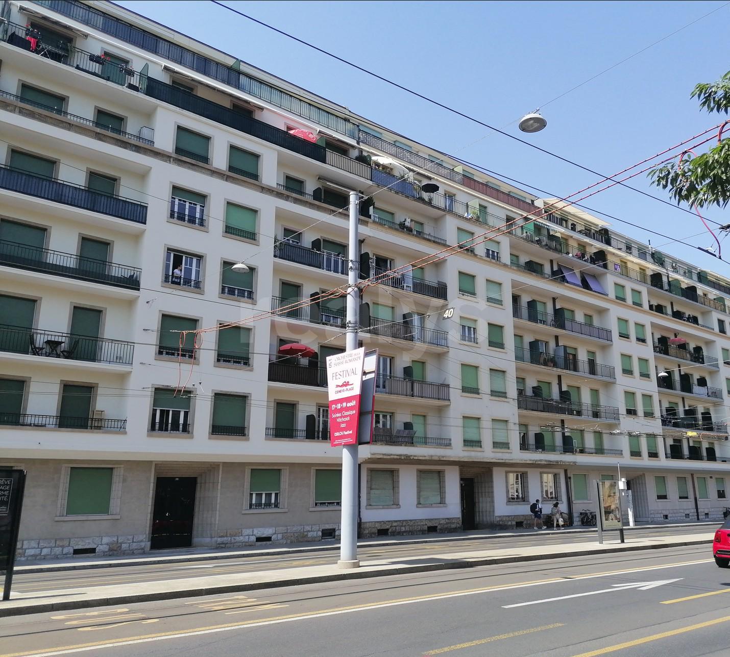 PrivaliaAppartement de 4 pièces au 1er étage à louer – JONCTION