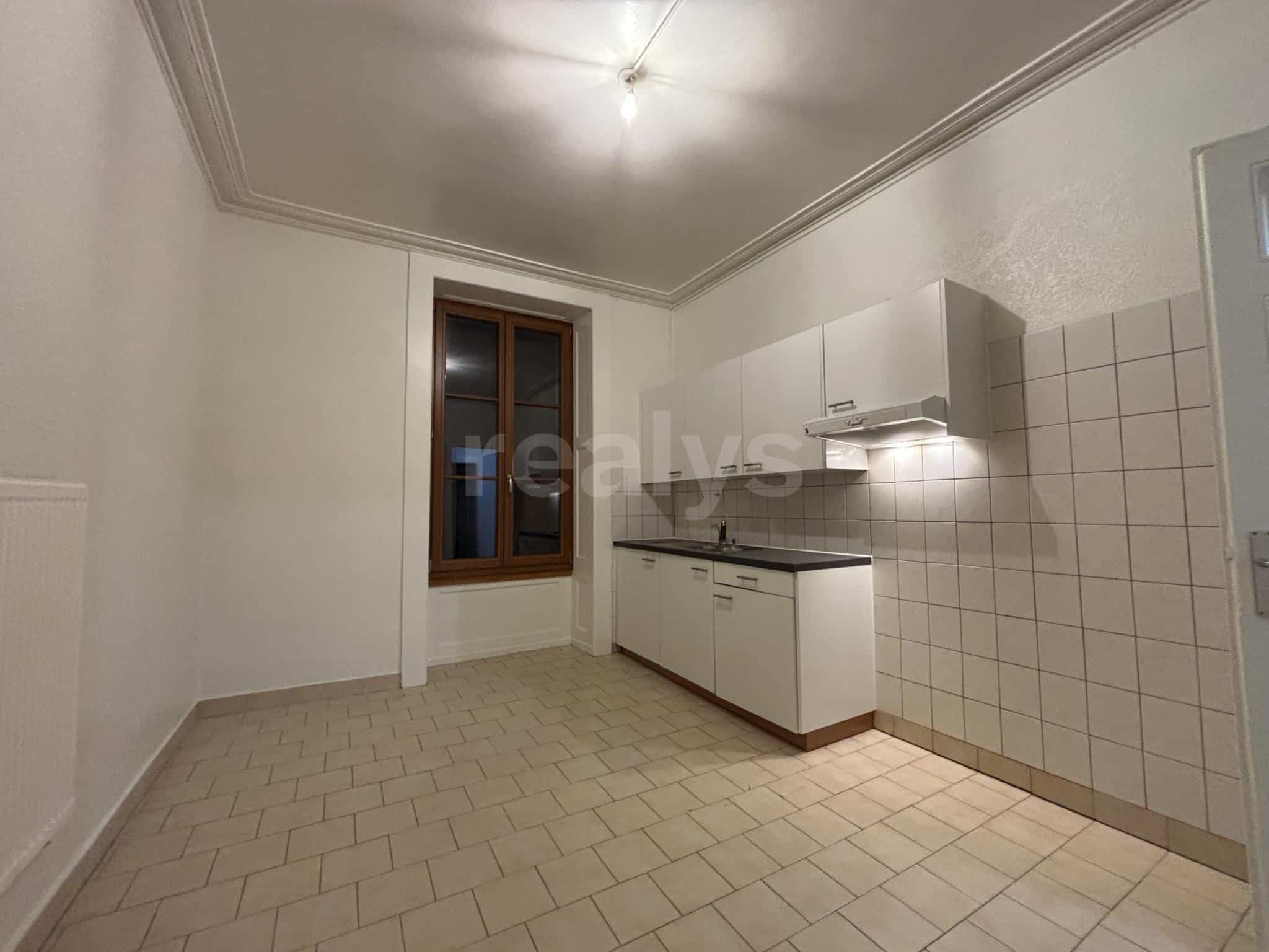 PrivaliaAppartement de 3 pièces au rez-de-chaussée