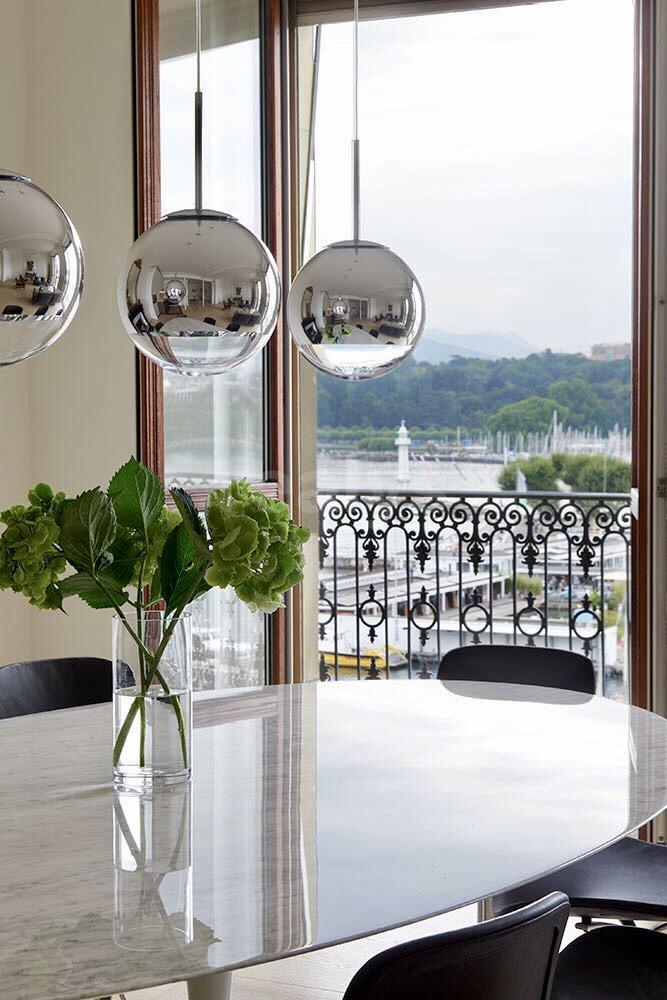 PrivaliaUnique : Splendid flat with panoramic view on the harbour of Geneva