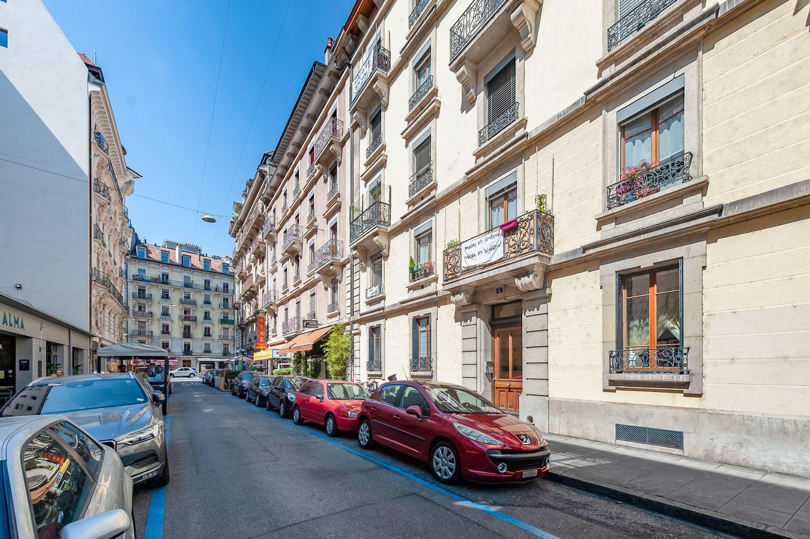 PrivaliaAppartement meublé de 3 pièces au 2ème étage situé aux Eaux-Vives