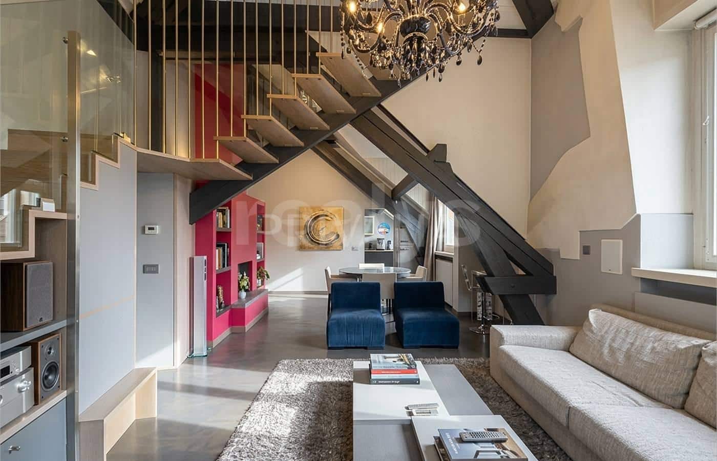 PrivaliaUnique: Superb flat in the heart of Eaux-Vives with converted attic space