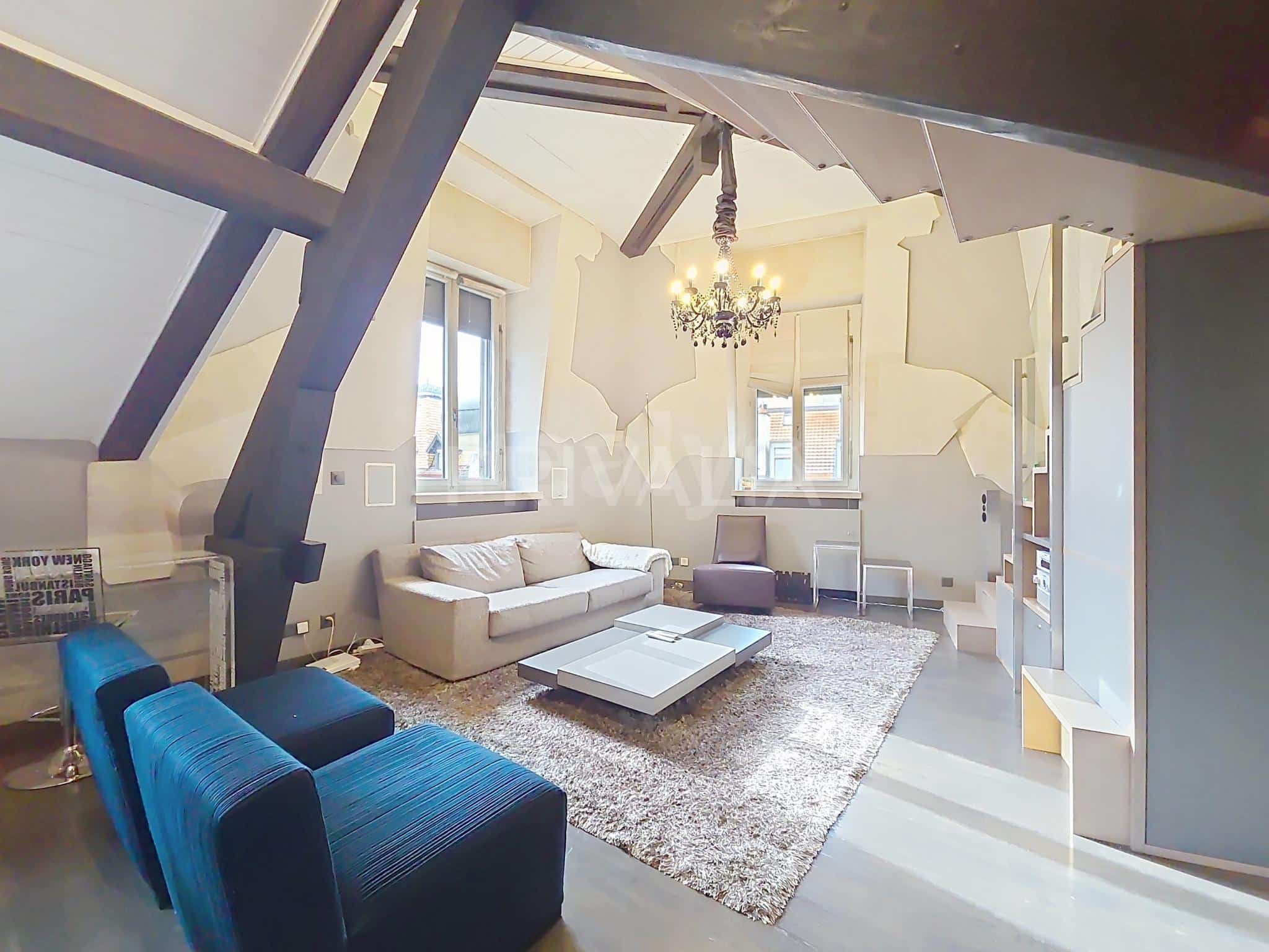 PrivaliaUnique: Superb flat in the heart of Eaux-Vives with converted attic space