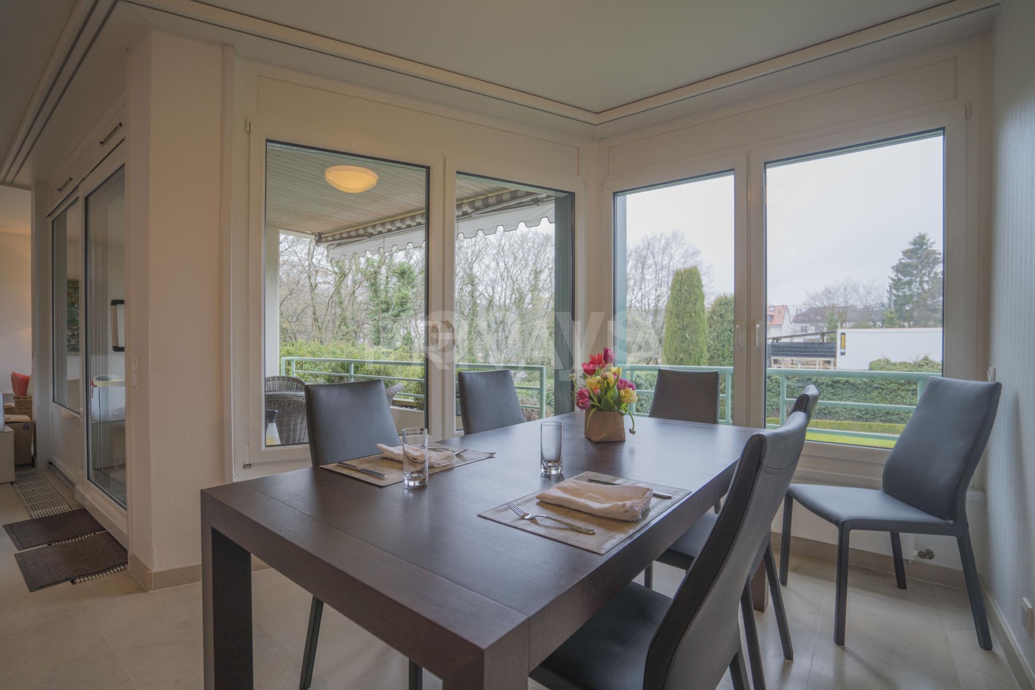 PrivaliaSuperbe duplex avec terrasse de 75 m2 dans une résidence sécurisée, à quelques pas du Lac