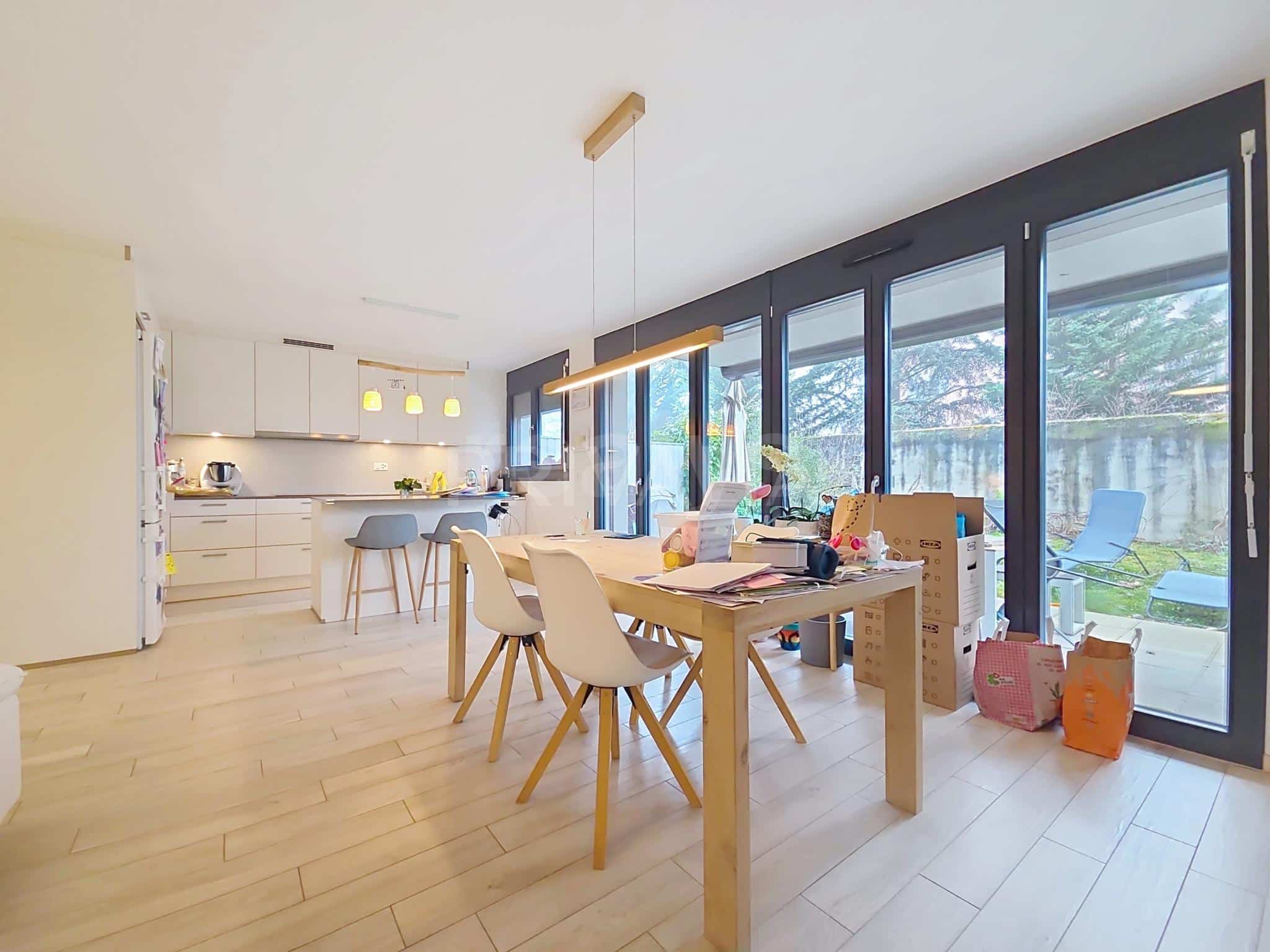 PrivaliaSpacieux appartement familial avec jardin dans un environnement villageois