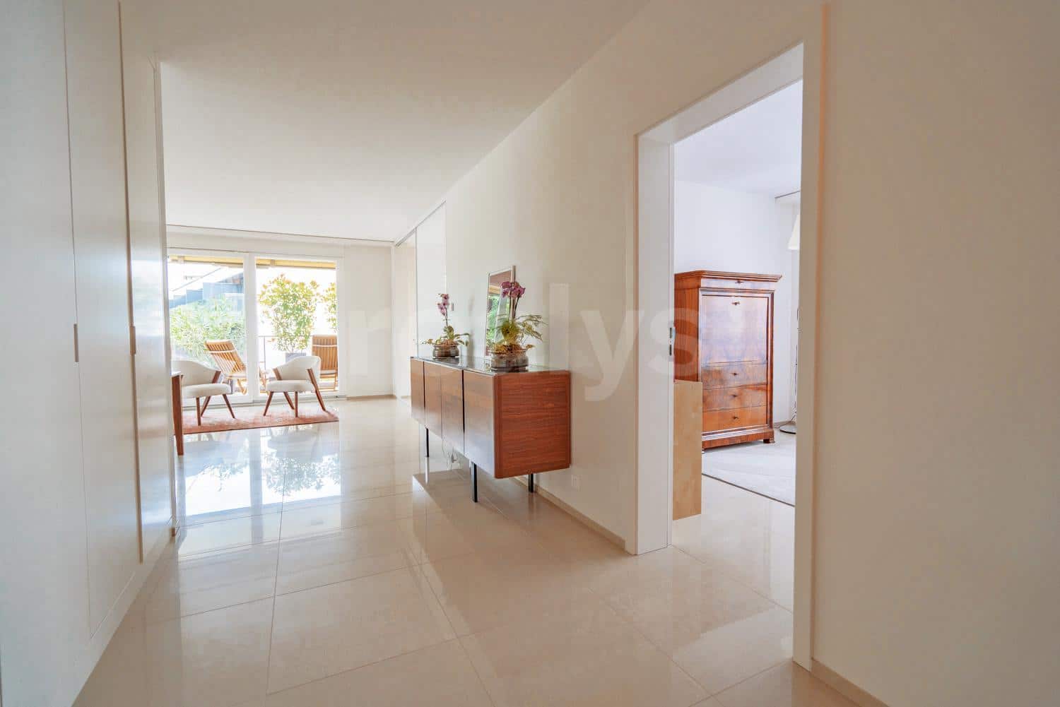 PrivaliaMagnificent 6-room apartment in Champel