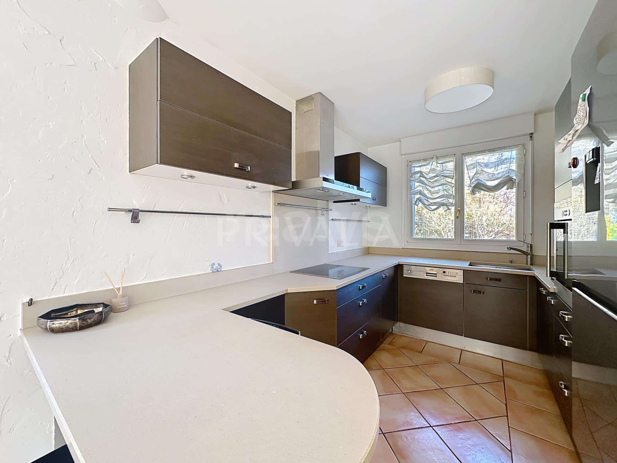 PrivaliaCharmante villa contiguë en pignon dans un quartier résidentiel