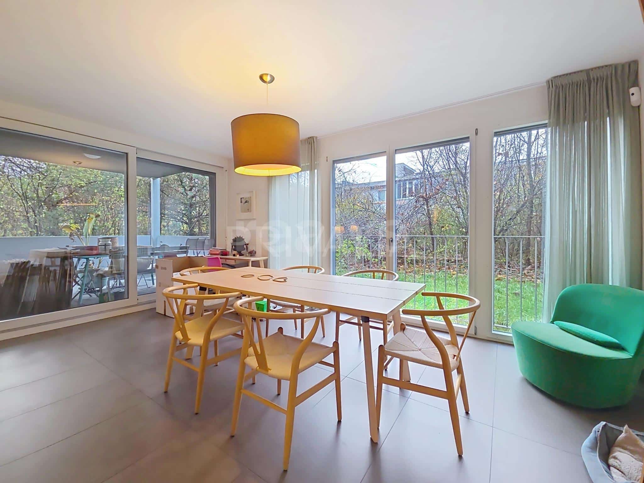 PrivaliaMagnificent contemporary ground floor flat with loggias