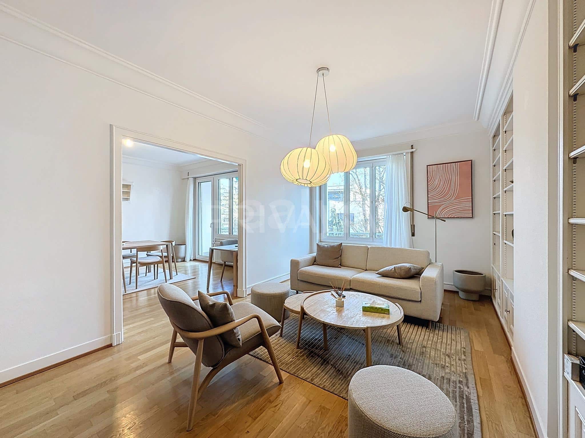 PrivaliaSUPERB 4 ROOMS CROSSING APARTMENT